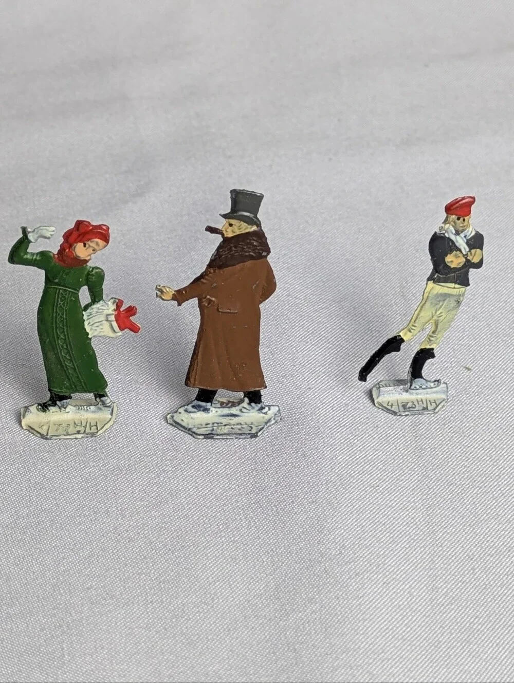 Hans Heinrichsen German Figures Skaters Winter Scene Lead Zinnfiguren Flats